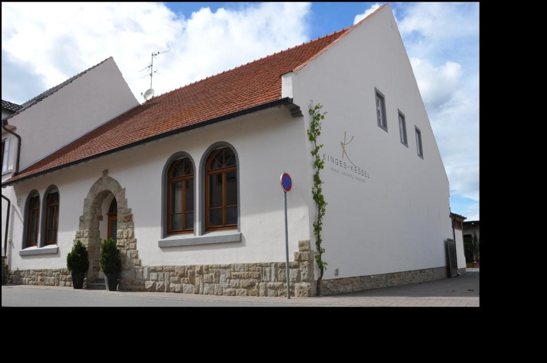 Winzerhotel Kinges-Kessel Morstadt Exterior photo
